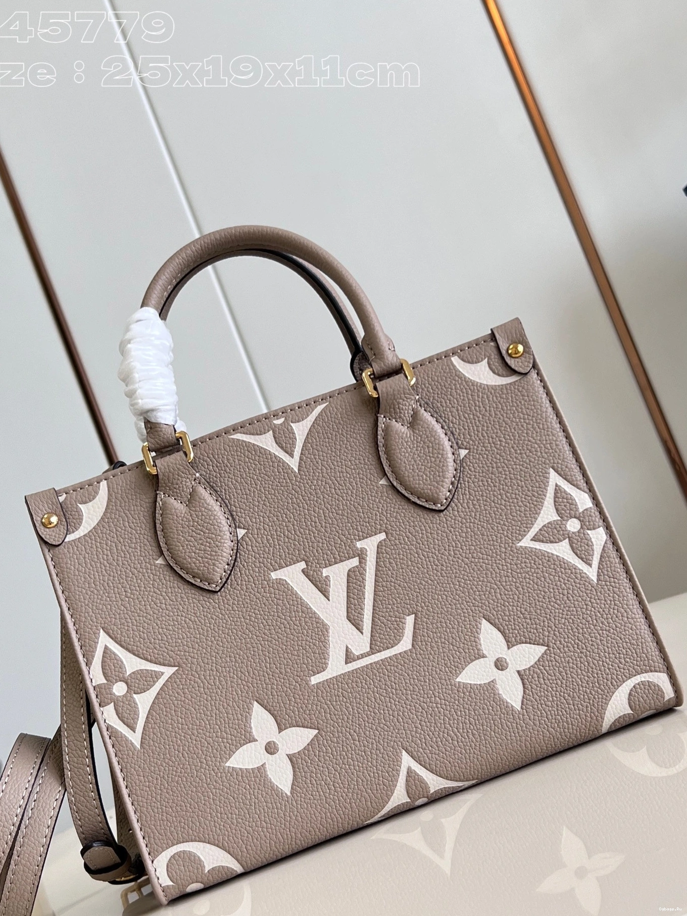PM VUITTON LOUIS ONTHEGO 0315
